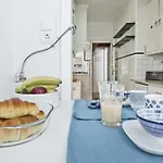 Bmyguest Arroios 아파트