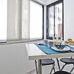 Bmyguest Arroios 아파트