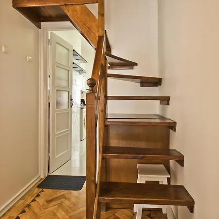 Bmyguest Arroios 아파트 *