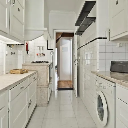 Bmyguest Arroios דירה